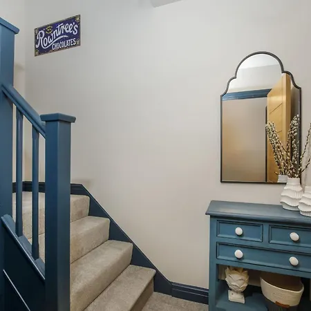 Coach House Loft Holiday home