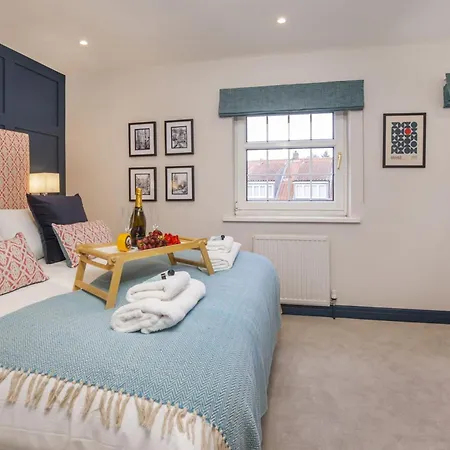 Coach House Loft * York